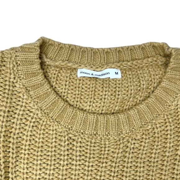 Moon & Madison Puff Sleeve Lightweight Sweater Size M - Picture 5 of 6